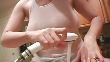 Pose de vis avec la magnifique film porno français amateurs Gianna Dior de Jules Jordan