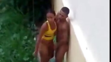 Vidéo de longues film porno amateur complet jambes avec la chaude Carmen Caliente de Brazzers
