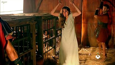 Action de cul ferme avec la séduisante film x amateurs gratuit Eliza Eves et Indica Monroe de Brazzers