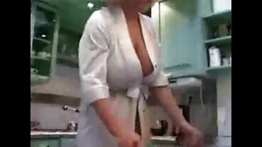 Porno bien roulé avec la magnifique Justyna C. de Amateur amatrices pornos Euro