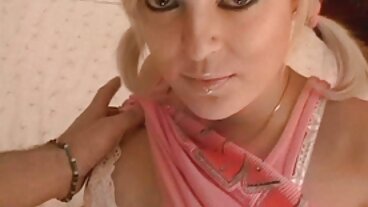 Vidéo orale avec la passionnée film pornographique amateur Gia Milana de Brazzers