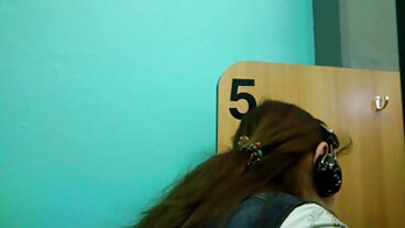 Branlette sexuelle avec la chaude Charlotte film x amateur lesbienne Johnson d'Oldje