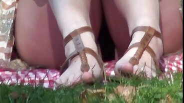 Trentenaire cochonne avec la séduisante Emily video amateur porno gratuit Addison de New Sensations