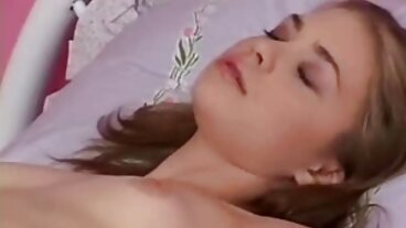 Posing bang streaming x amateur français avec le préfet Daphne Dare de Nubiles Porn